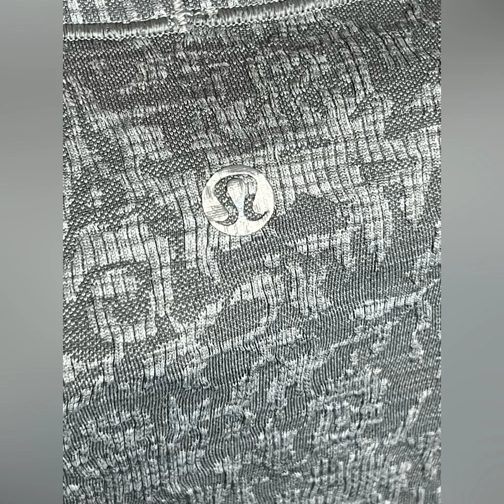 Lululemon Rest Less Pullover Long Sleeve Thumb Holes Activewear Running Layer